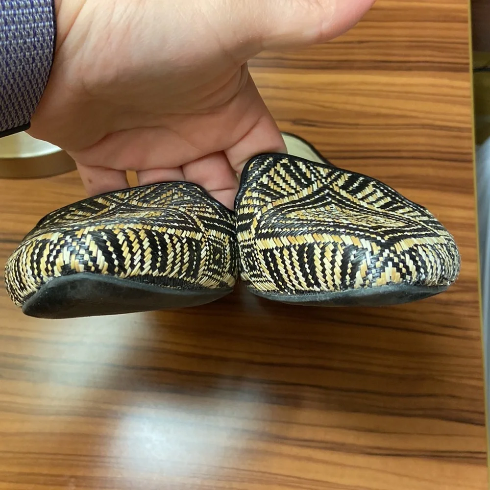Isaac Mizrahi New York woven black flats size 9.5 - Picture 5 of 6